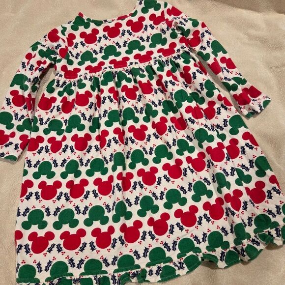 Hanna Andersson Disney Christmas Nightgown, Size 8 (130) - Picture 2 of 10
